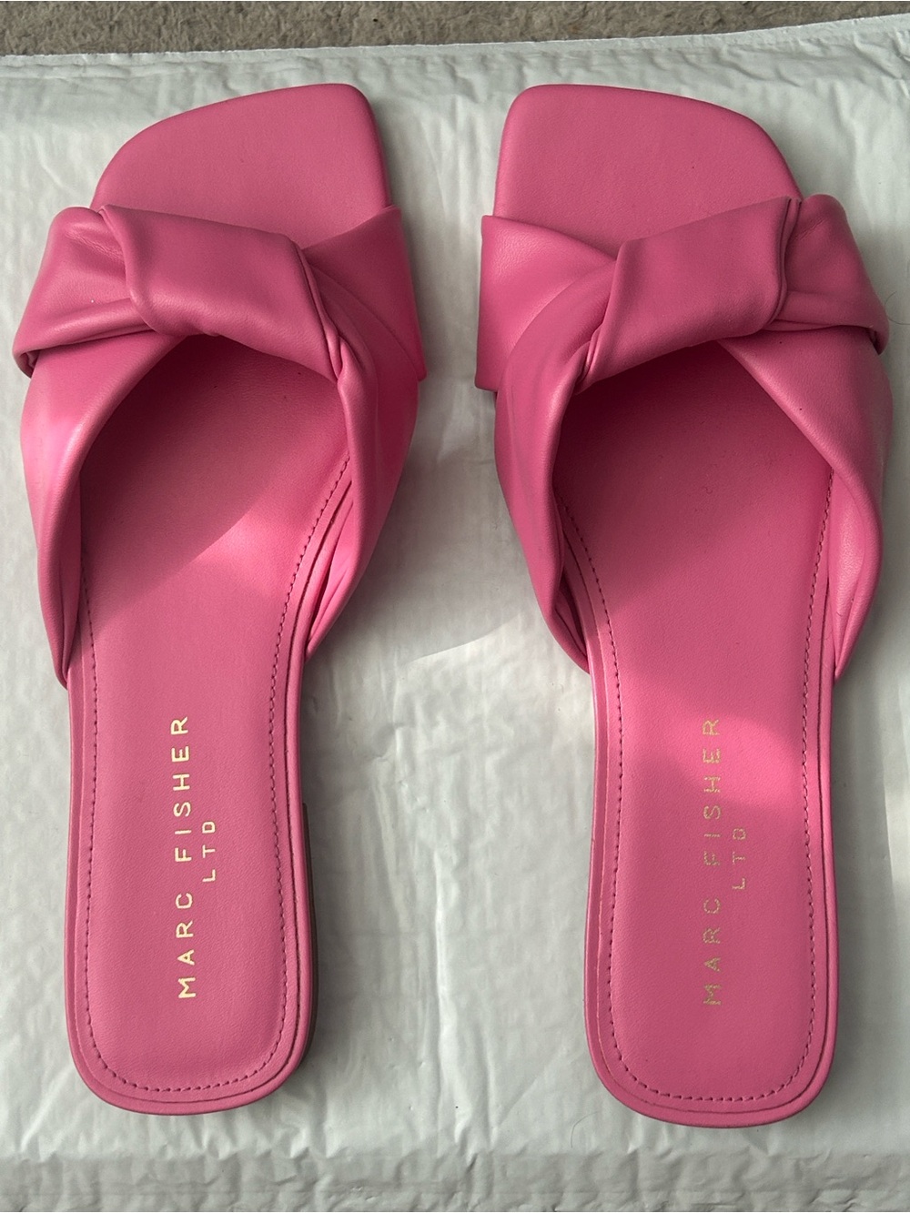 Marc Fisher Hot Pink Knotted Slide Sandal (Size 9)